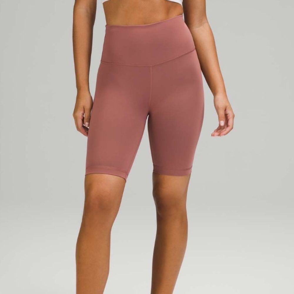 Lululemon Wunder Train High Rise Short 8" Size 4 - Spiced Chai